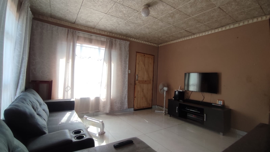 2 Bedroom Property for Sale in Boitekong North West